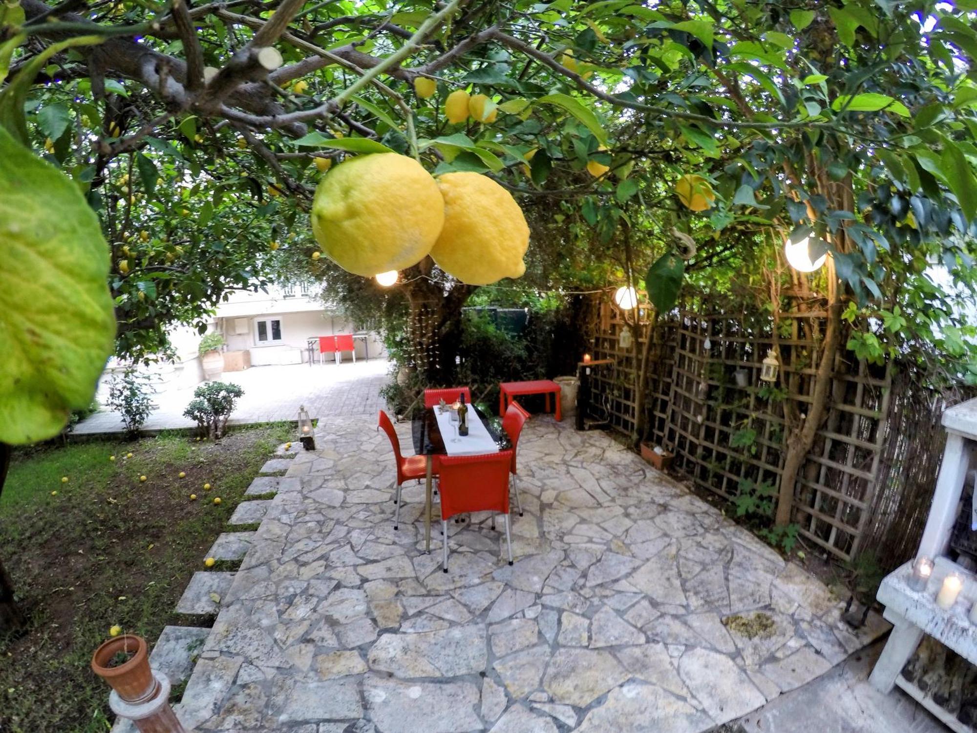 Σπίτι Στο Ρίο Πατρών Με Κήπο - Detached House In Rio With Garden Apartment Bagian luar foto
